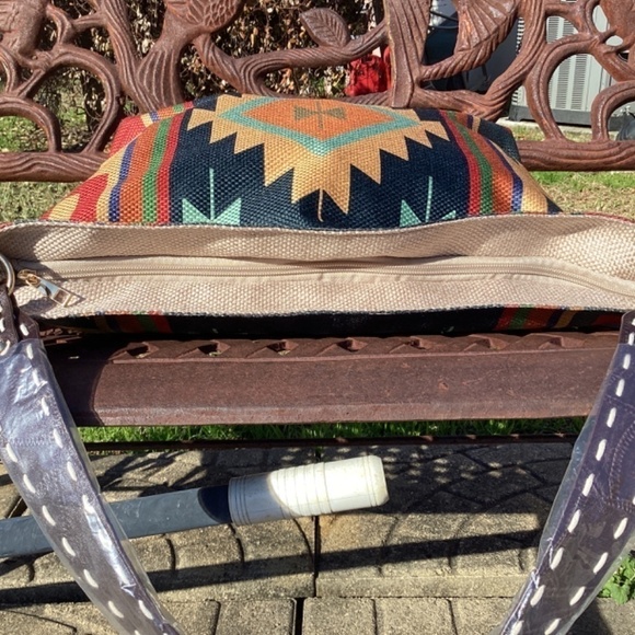 NWT SamaYe Boho Southwestern Vintage Style Multicolor Tote Leather Fringe Strap - Picture 9 of 14